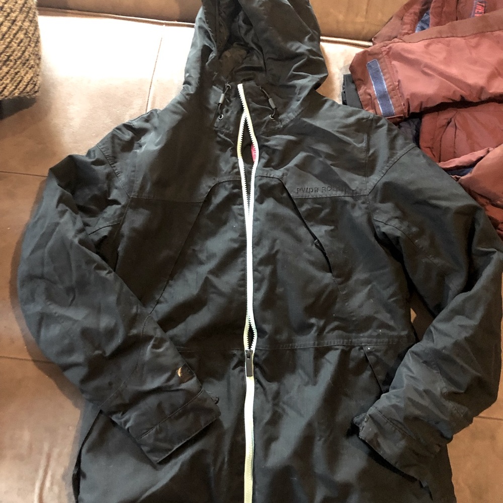 Powder House Women’s Snowboard/Ski insulated jacket.  In great shape.
